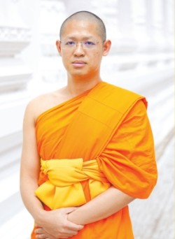 พระมหาอาริศร สาสนชโย