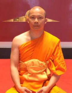 พระมหาวิวัต ฌาเนสโก